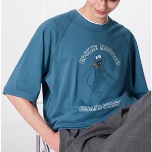GU Uniqlo x Sesame Street Cookie Monster Half Sleeve Sweat Look T-shirt in Blue
